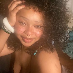 Meet your Posher, Jada